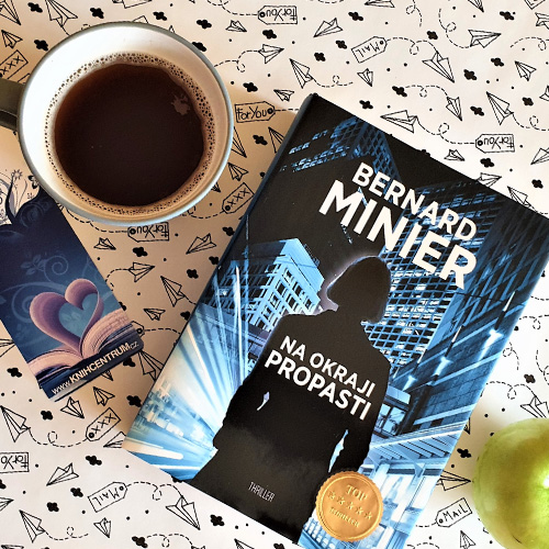 Na okraji propasti - KNIHCENTRUM.CZ